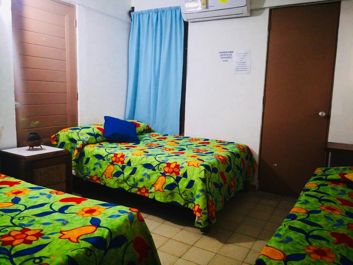 Hotel Zocalo Abuelos Акапулко Екстериор снимка