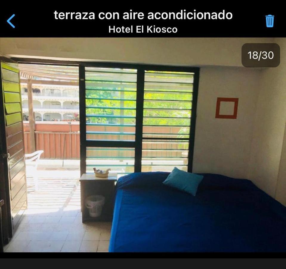 Hotel Zocalo Abuelos Акапулко Екстериор снимка