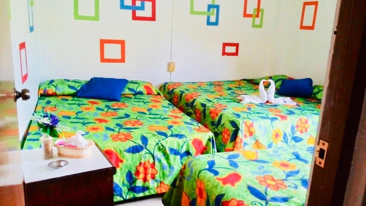 Hotel Zocalo Abuelos Акапулко Екстериор снимка