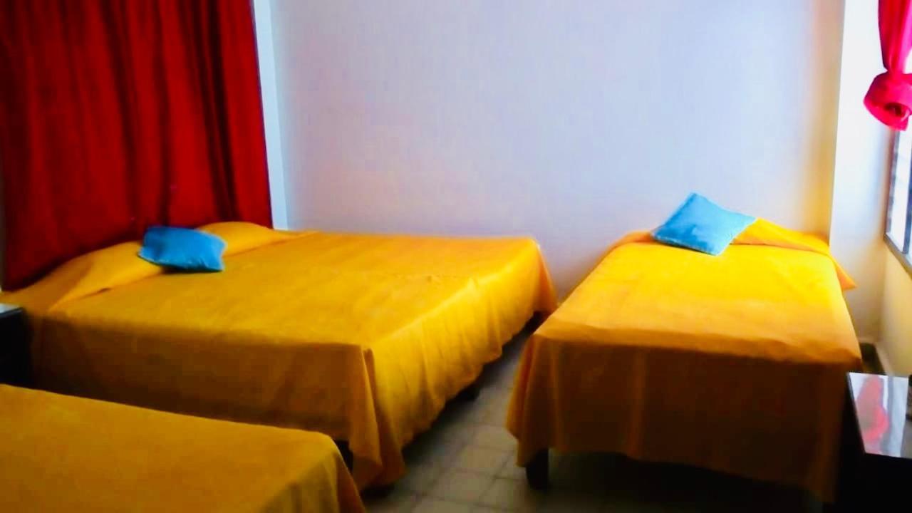 Hotel Zocalo Abuelos Акапулко Екстериор снимка