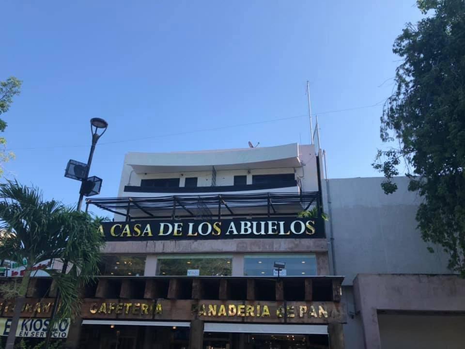 Hotel Zocalo Abuelos Акапулко Екстериор снимка