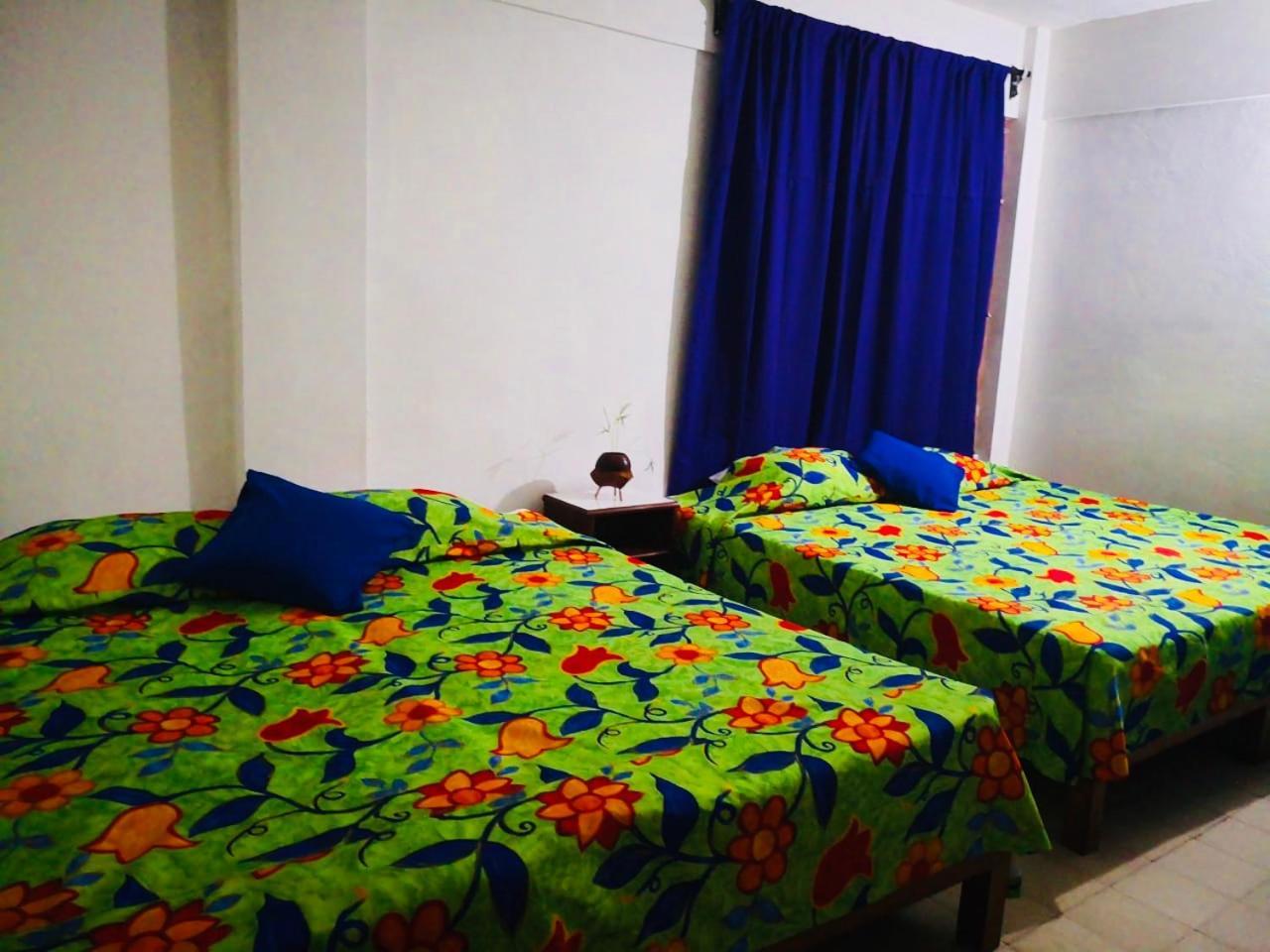 Hotel Zocalo Abuelos Акапулко Екстериор снимка
